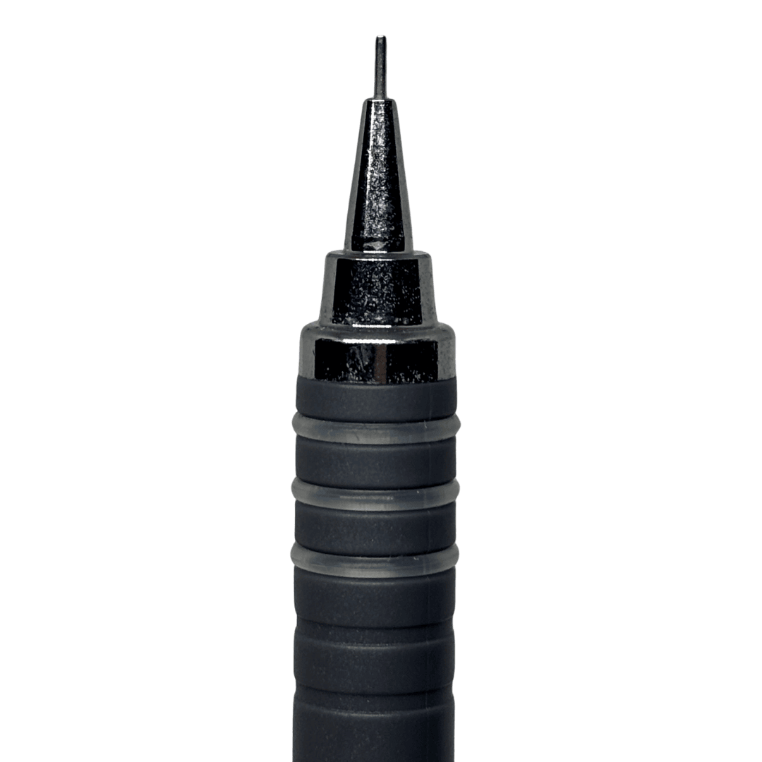 Zebra Tect kaleminin ince boru ucu ve yivli kauçuk kavrama makro çekim, 0.3 mm
