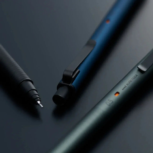 Uni Kuru Toga Metal Versatil Kalem