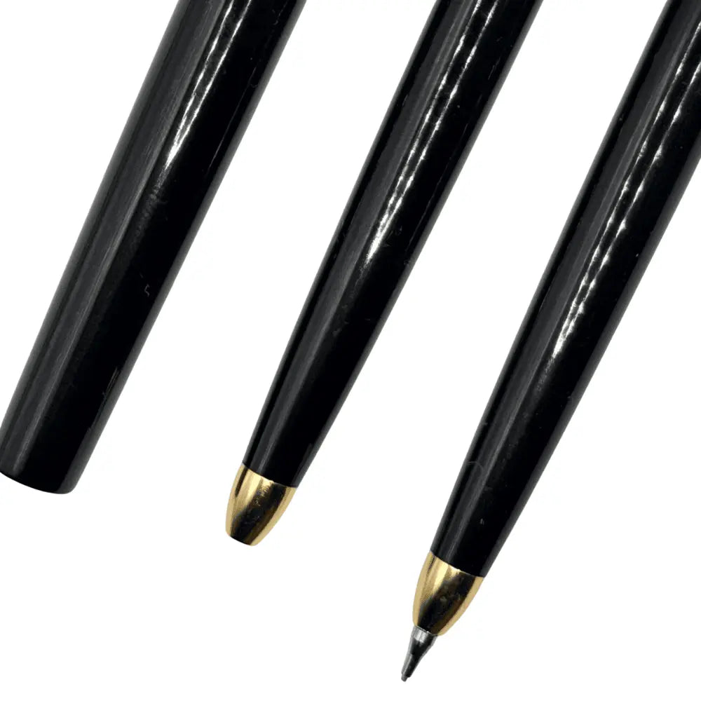 Pilot Vintage Kalem Seti kalemlerin altın renkli ön uç kısımları, versatil kalemin metal ucu görünür