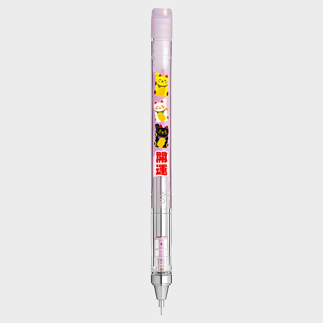 Tombow Mono Graph Manekineko kalemin şeffaf gövdesi, üç uğurlu kedi ve kırmızı kaiun etiketi