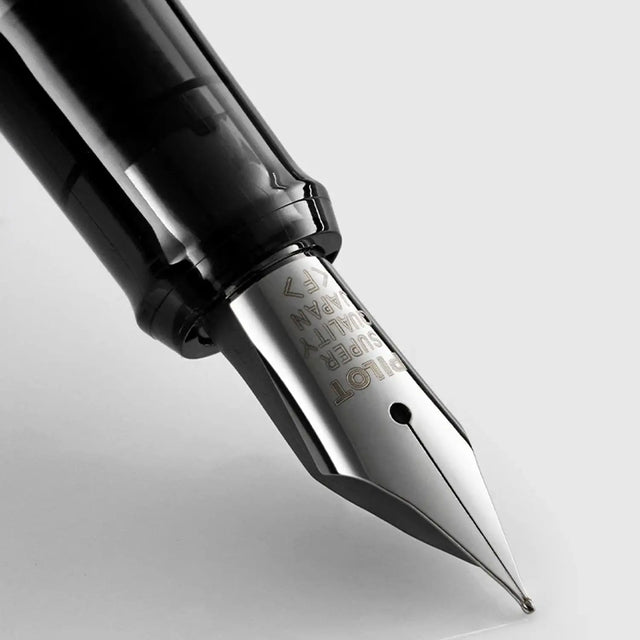 Pilot Explorer Dolma Kalem Gümüş Medium