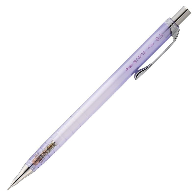 Pentel Orenz 10. yıl limitli versatil kalem, lila şeffaf gövde ve çelik klips, tam boy çapraz görünüm, 0.3 mm