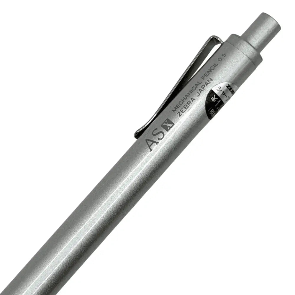 Zebra AS X kalemin klipsi, AS X logosu, Mechanical Pencil 0.5 baskısı ve Japonca etiketi