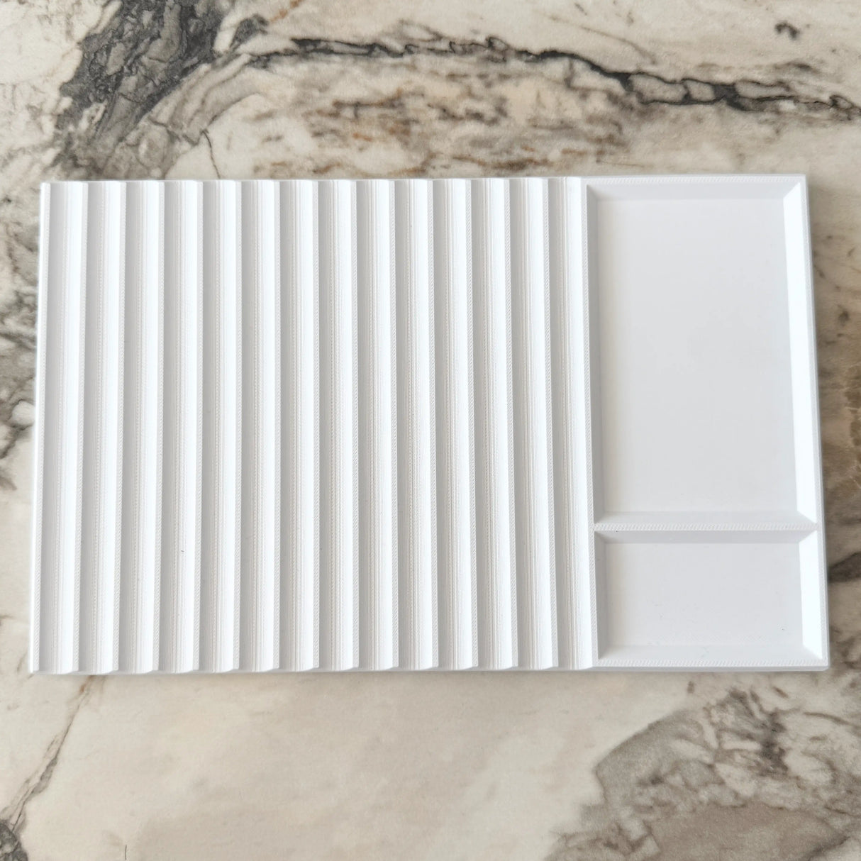 Kalemsy Axis – 14 Kalemlik Masaüstü Tepsi