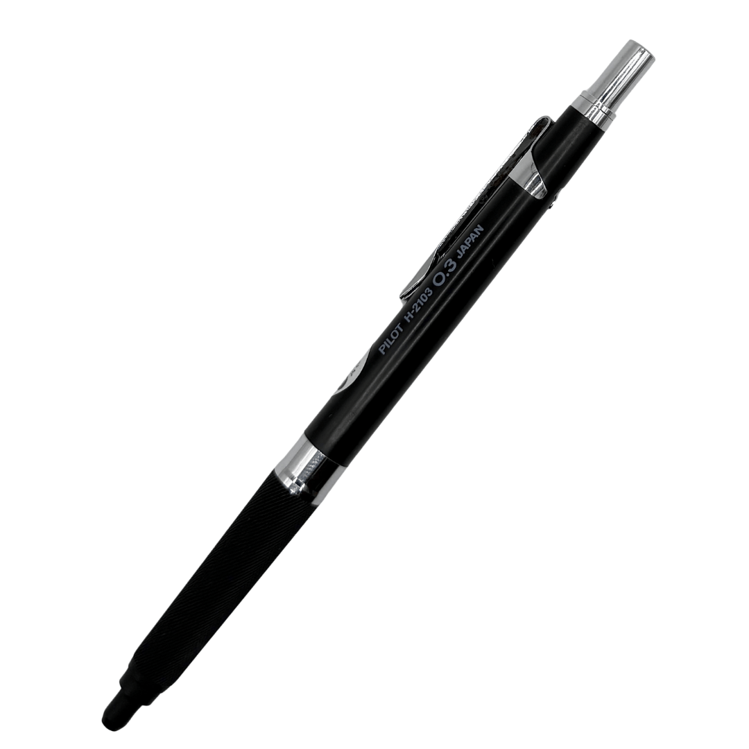 Pilot H-2103 vintage versatil kalem siyah gövde, uç içeri çekili tam boy görünüm, 0.3 mm