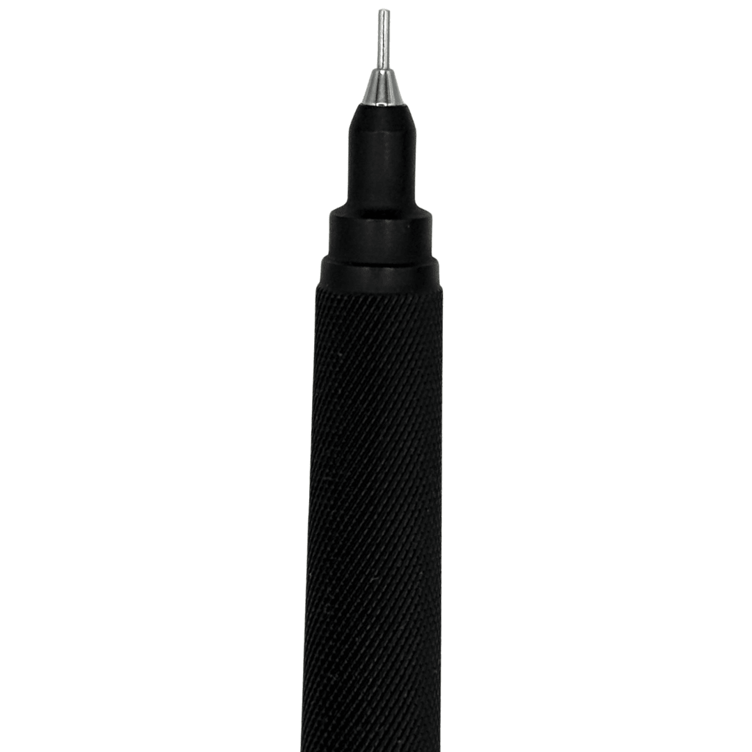 Pilot H-2103 kalemin konik uç kovanı ve 0.3 mm ince boru ucunun makro çekimi