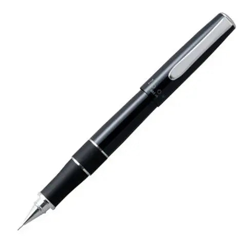 Tombow Zoom 505 kalemin mat siyah kavrama bölümü ve dışarı çıkmış konik ucu