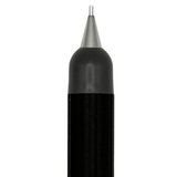 Tombow Object kalemin siyah konik ucu ve metal uç borusunun dik makro görünümü