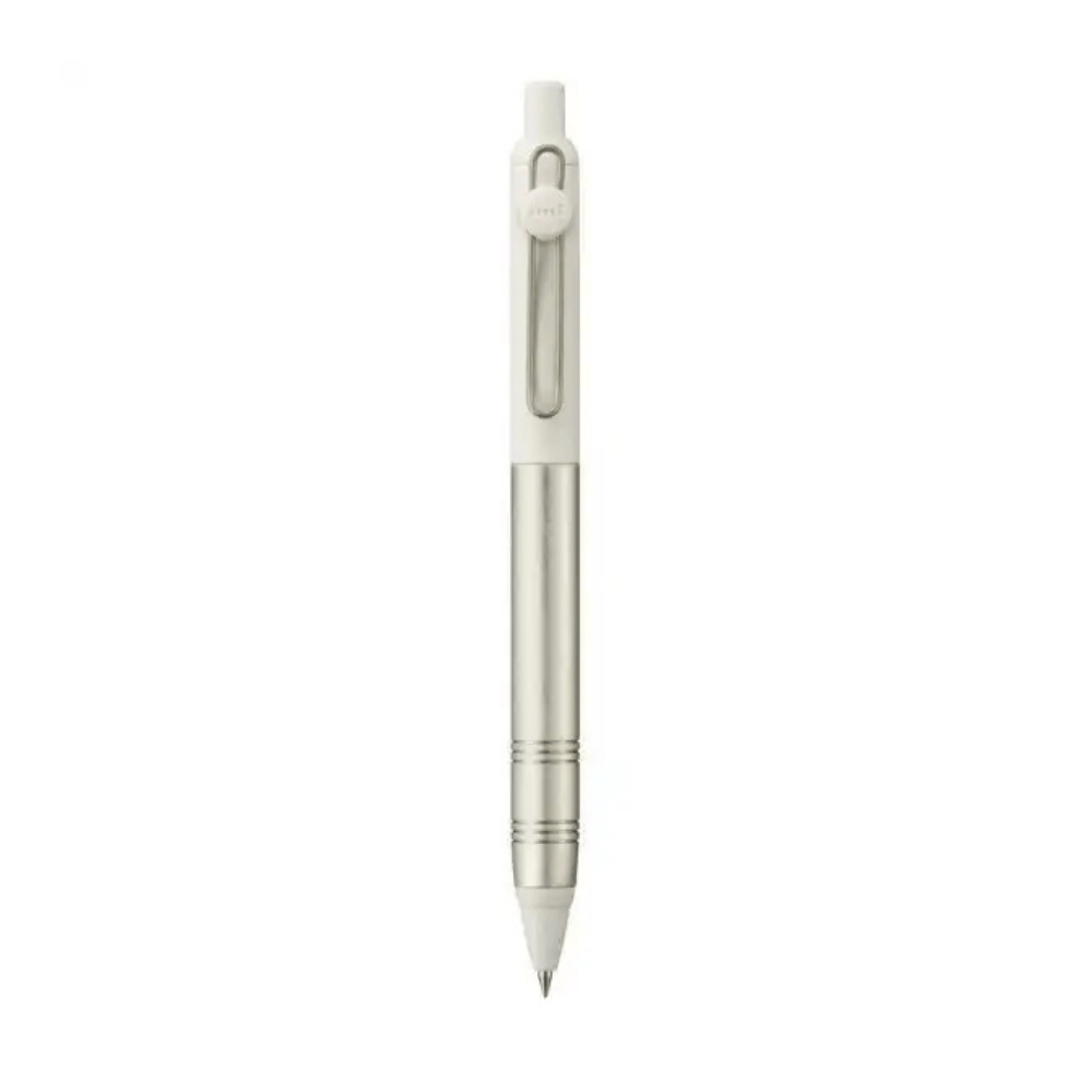 Uni-Ball Zento Flow jel kalem krem başlık ve çelik gövde, düz tam boy görünüm, 0.38 mm