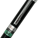 Pentel PG4 gövdesindeki orijinal yeşil 1.000 yen ve 04 etiketi ile klips detayı