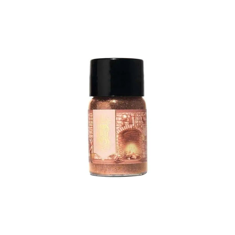 Ferris Wheel Press Oinking Embers 10 ml mürekkep şişesi, siyah kapak ve şömine görselli etiket