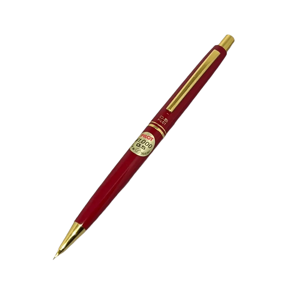 Pilot vintage versatil kalem kırmızı gövde, altın rengi klips ve uç, Japonca fiyat etiketiyle, 0.5 mm