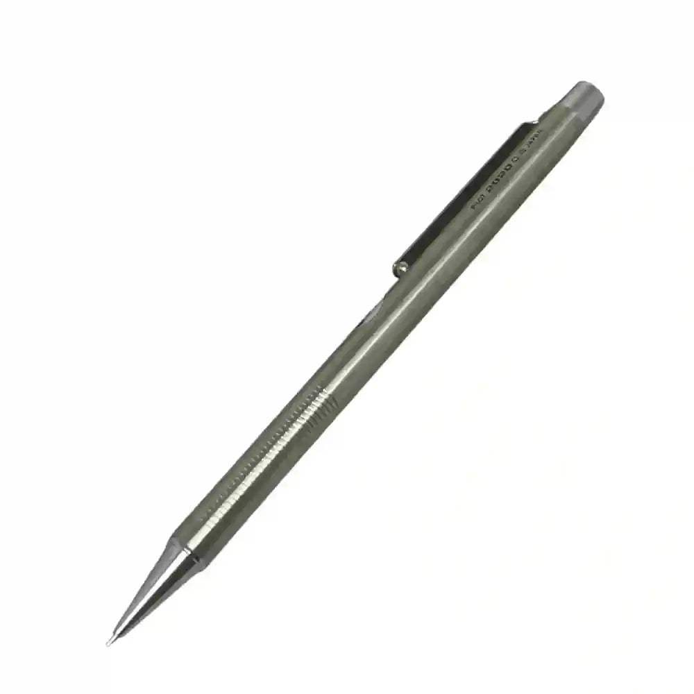 Pilot 2020 vintage metal versatil kalem koyu gümüş gövde, ince konik uç, tam boy görünüm 0.5 mm
