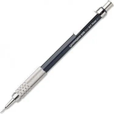 Pentel GraphGear 500 PG527 versatil kalem, koyu gri gövde ve tırtıklı metal kavrama, 0.7 mm