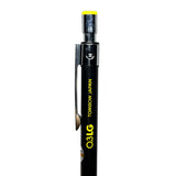 Tombow LG başlığı yakın çekim, gövdede sarı 0.3 LG Tombow Japan yazısı ve H göstergesi