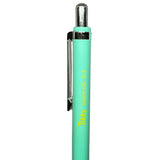 Rotring Tikky Special gövdesindeki sarı Tikky special 0.3 baskısı ve krom klips yakın çekim