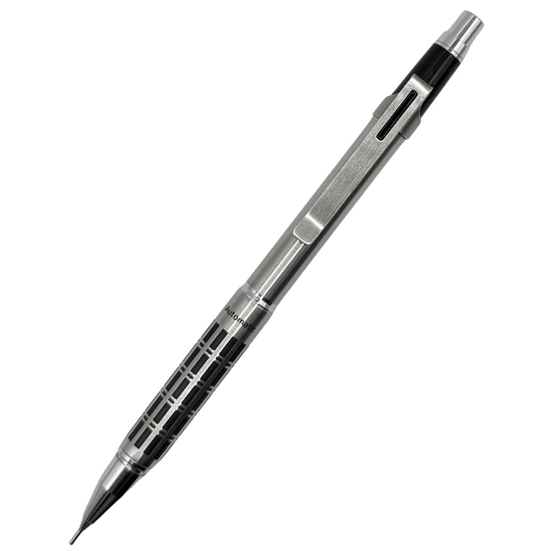 Pilot Automatic vintage kalem tam boy açılı görünüm, uzun düz klips ve ince metal uç