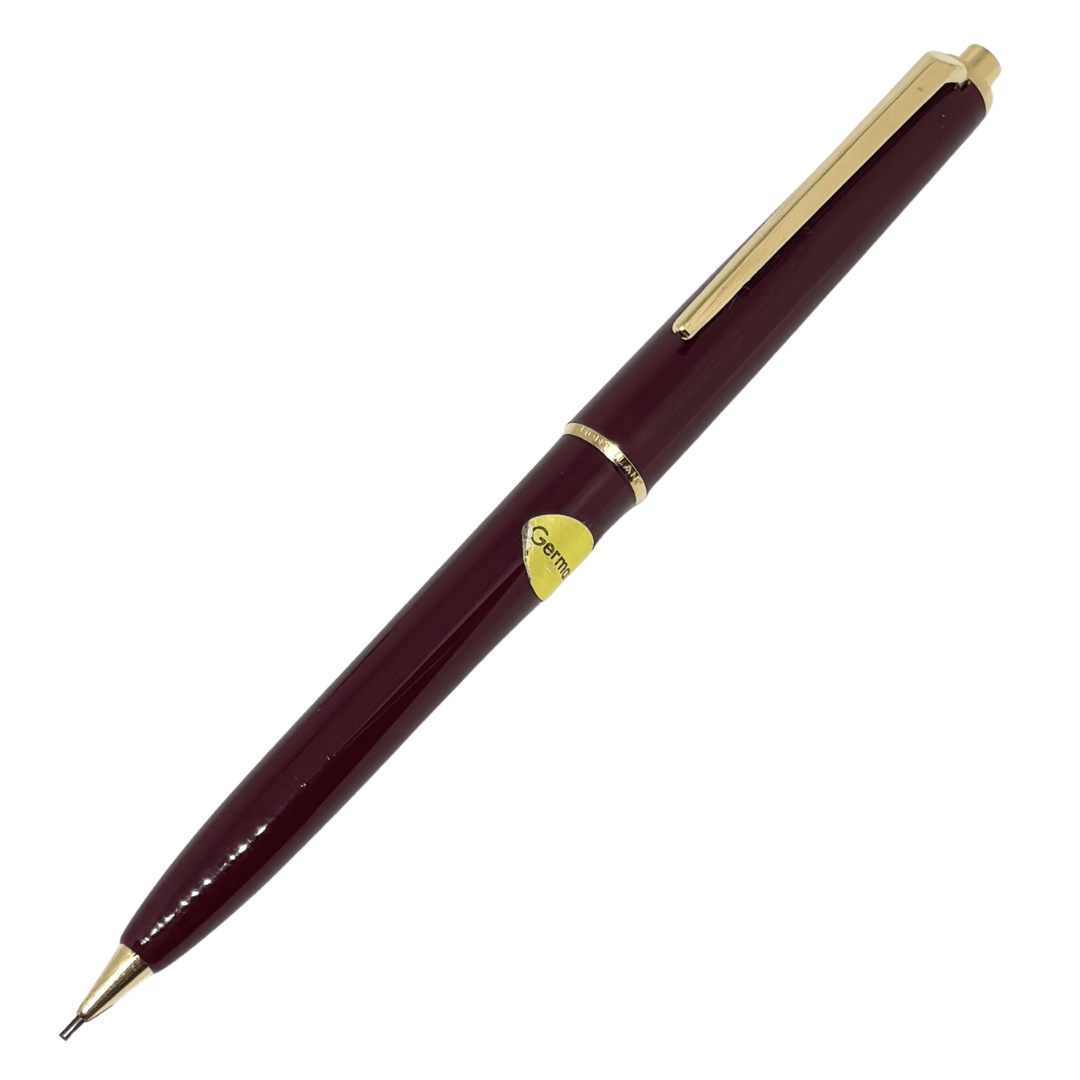 Montblanc 350 vintage versatil kalem bordo gövde ve altın klips, tam boy görünüm, 0.9 mm