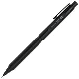 Pentel Orenz Nero mat siyah gövde, tırtıklı kavrama ve 0.5 baskısı, tam boy görünüm