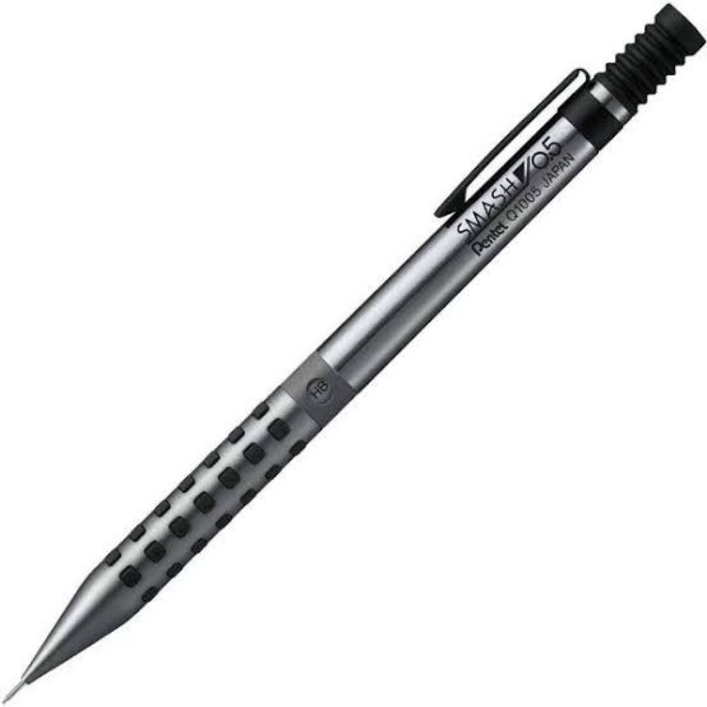 Pentel Smash Diamond Metallic gri gövde çapraz duruşta, siyah klips ve kareli kavrama