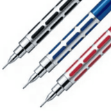 Pentel Graph 1000 CS kalemlerin delikli lastik kavrama bölümleri ve ince uçları, siyah mavi kırmızı