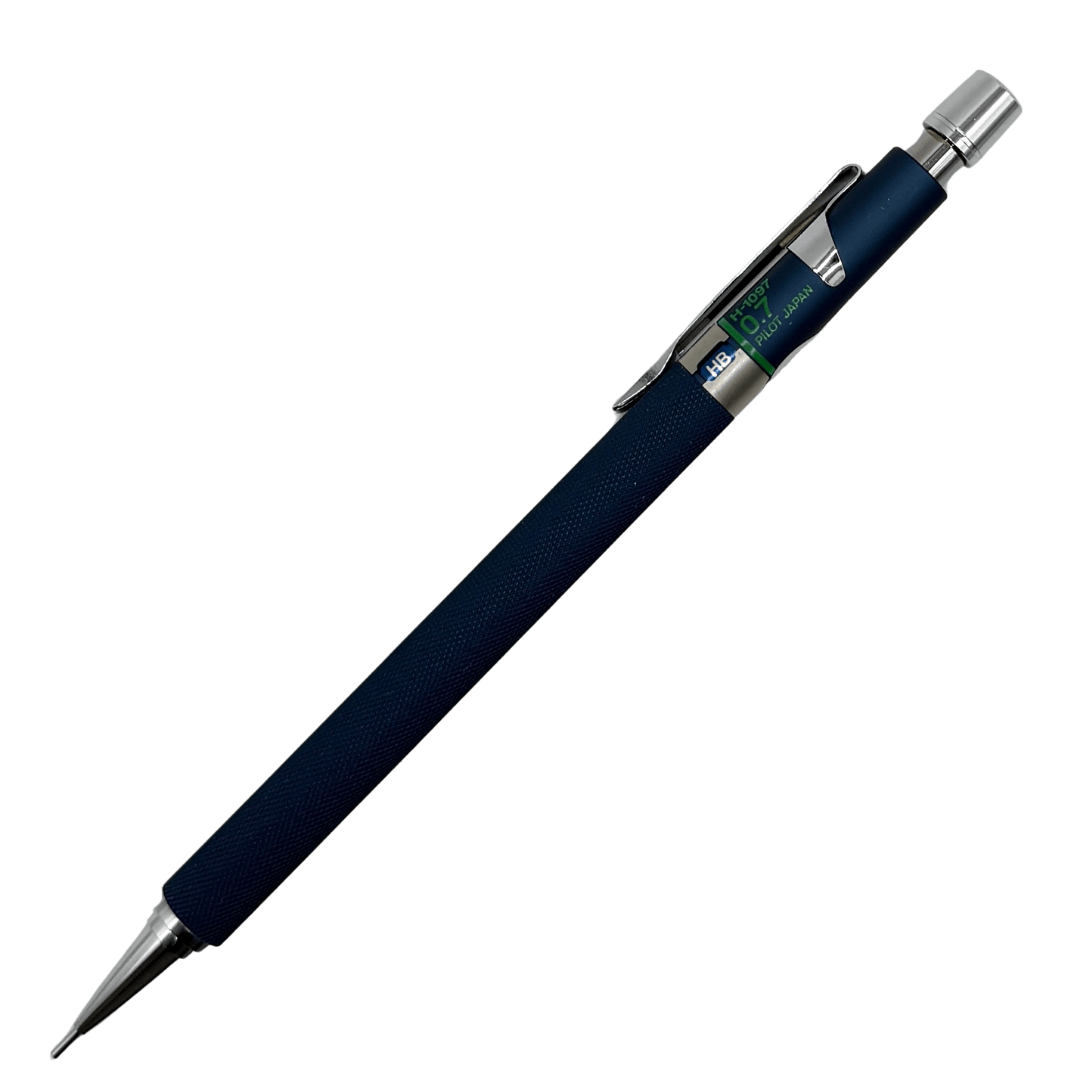 Pilot H-1097 vintage versatil kalem lacivert tırtıklı gövde, tam boy çapraz görünüm, 0.7 mm