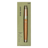 Uni Pure Malt kalemin yeşil kutusu: Jetstream Inside, 0.5 mm, siyah mürekkep ve meşe ağacı bilgisi