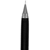 Tombow LZ krom uç konisi ve siyah tırtıklı kavraması makro çekim, ince min ucu görünür